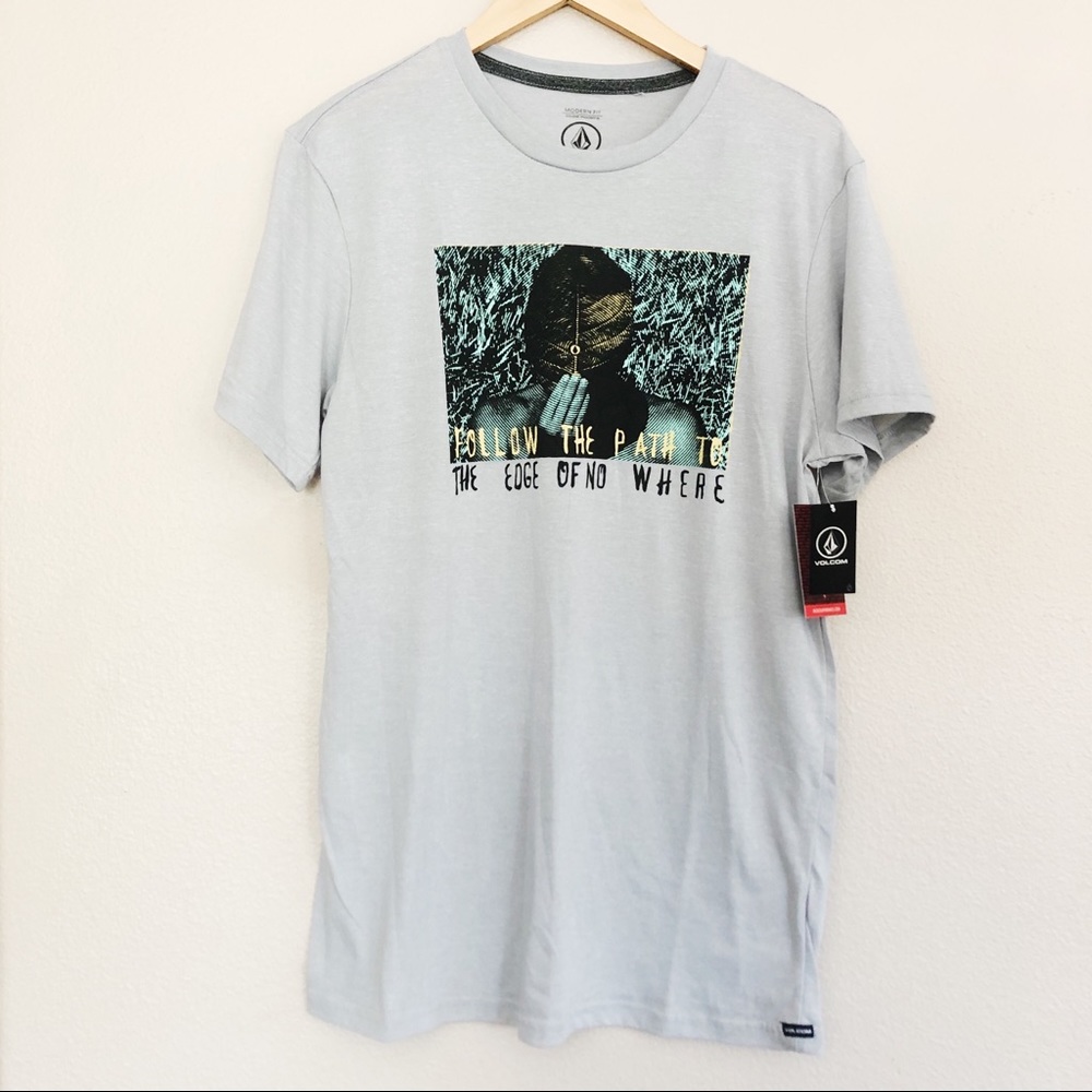 NEW Volcom Men’s Surfer Tee